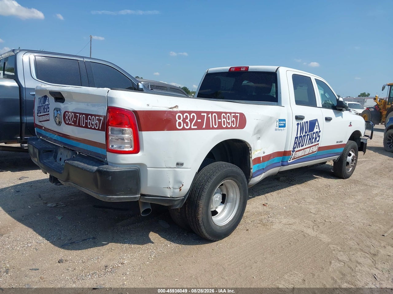2022 RAM 3500 TRADESMAN  4X4 8' BOX · 4/4