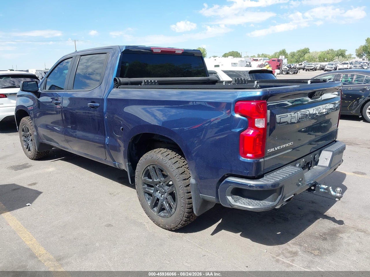 2023 CHEVROLET SILVERADO 1500 4WD  SHORT BED RST · 3/11