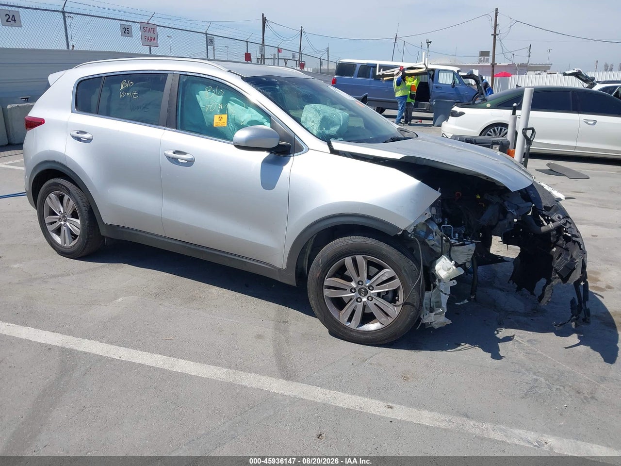 KNDPM3AC8J7****** · 2018 KIA SPORTAGE LX