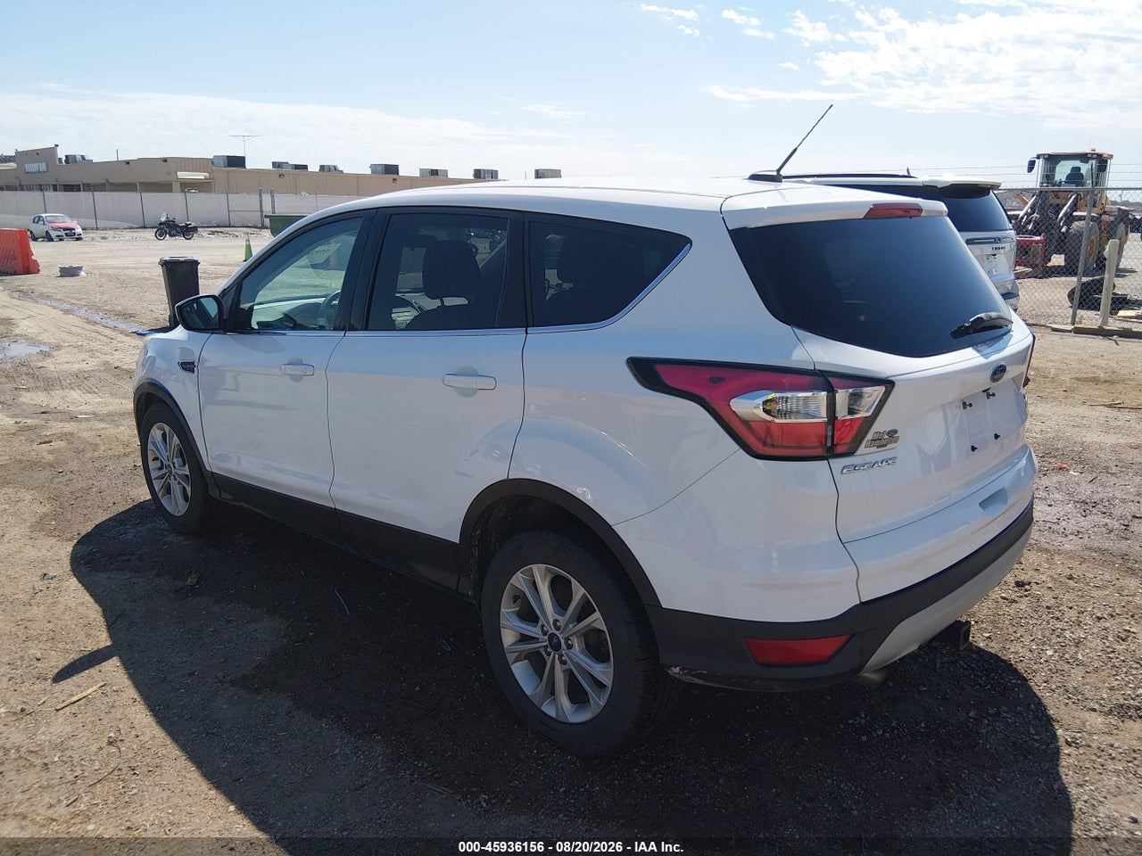 2017 FORD ESCAPE SE · 3/11