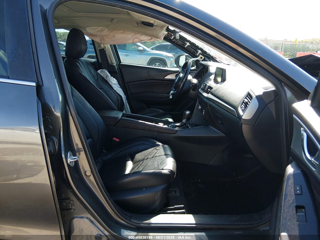 2018 MAZDA MAZDA3 TOURING · 5/11