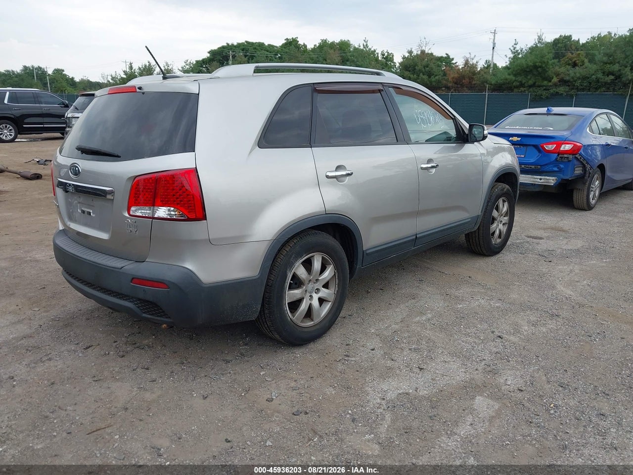 2013 KIA SORENTO LX · 4/11
