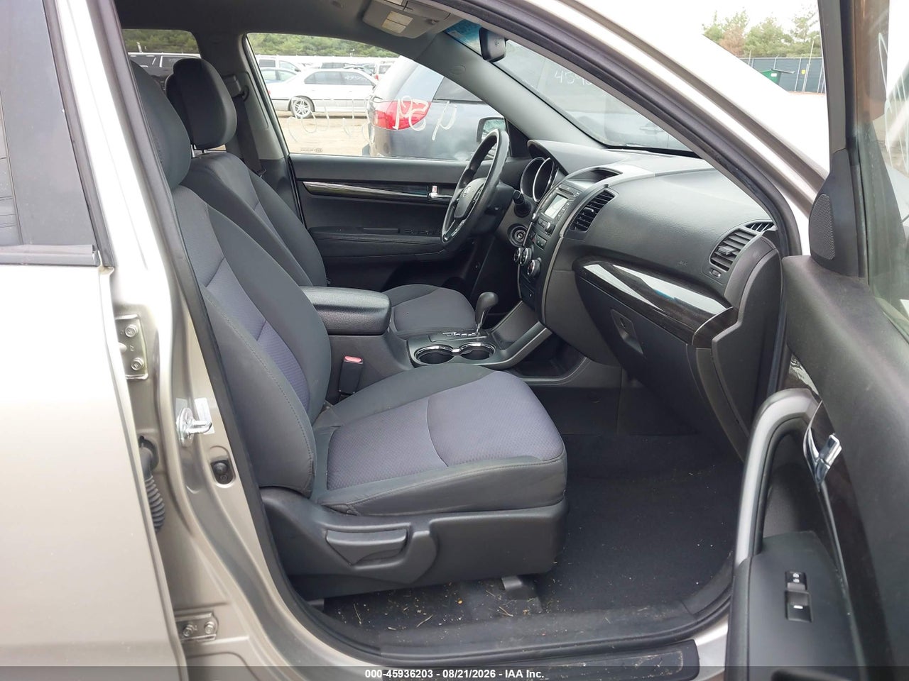 2013 KIA SORENTO LX · 5/11
