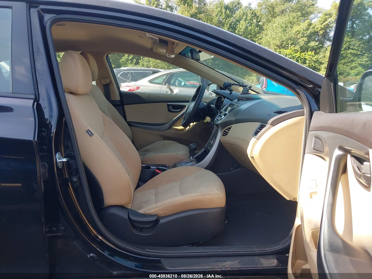 2013 HYUNDAI ELANTRA GLS · 5/10