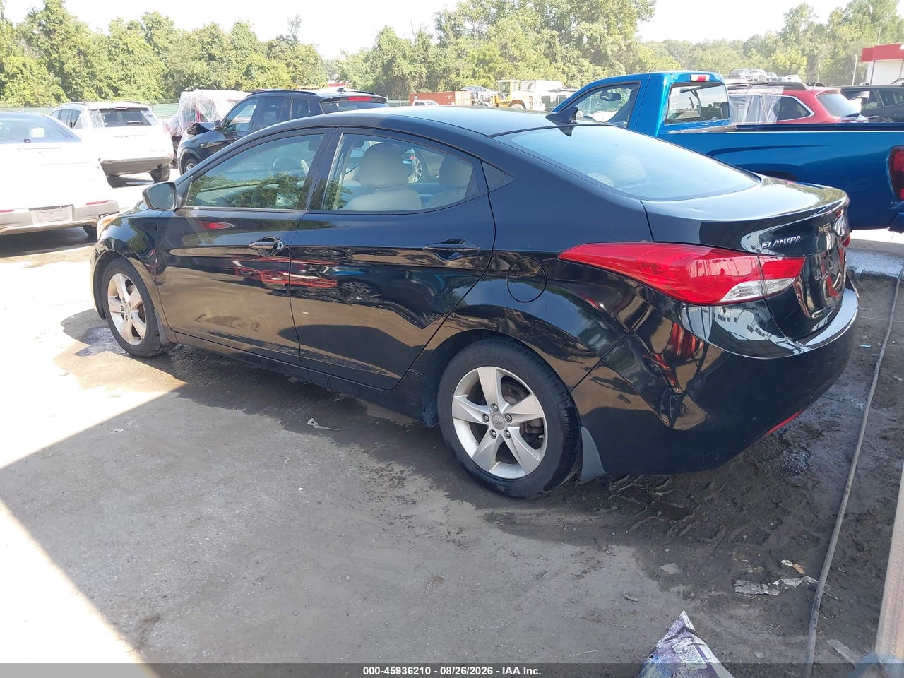 2013 HYUNDAI ELANTRA GLS · 3/10