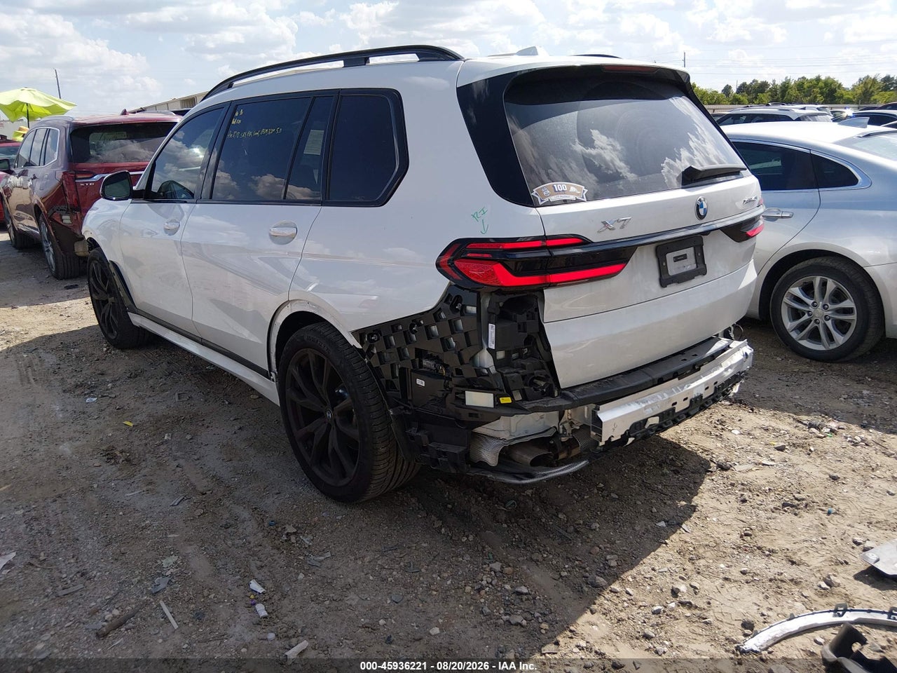 2024 BMW X7 XDRIVE40I · 3/11