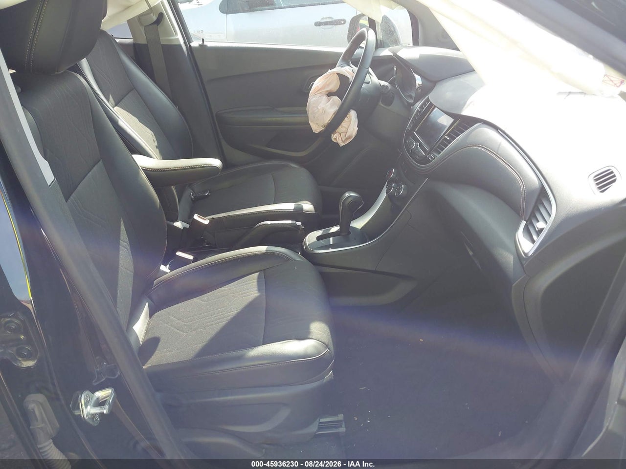 2022 CHEVROLET TRAX AWD LT · 5/11