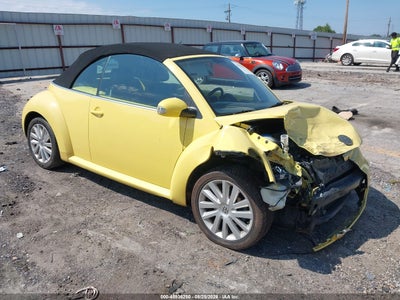 2008 VOLKSWAGEN NEW BEETLE SE
