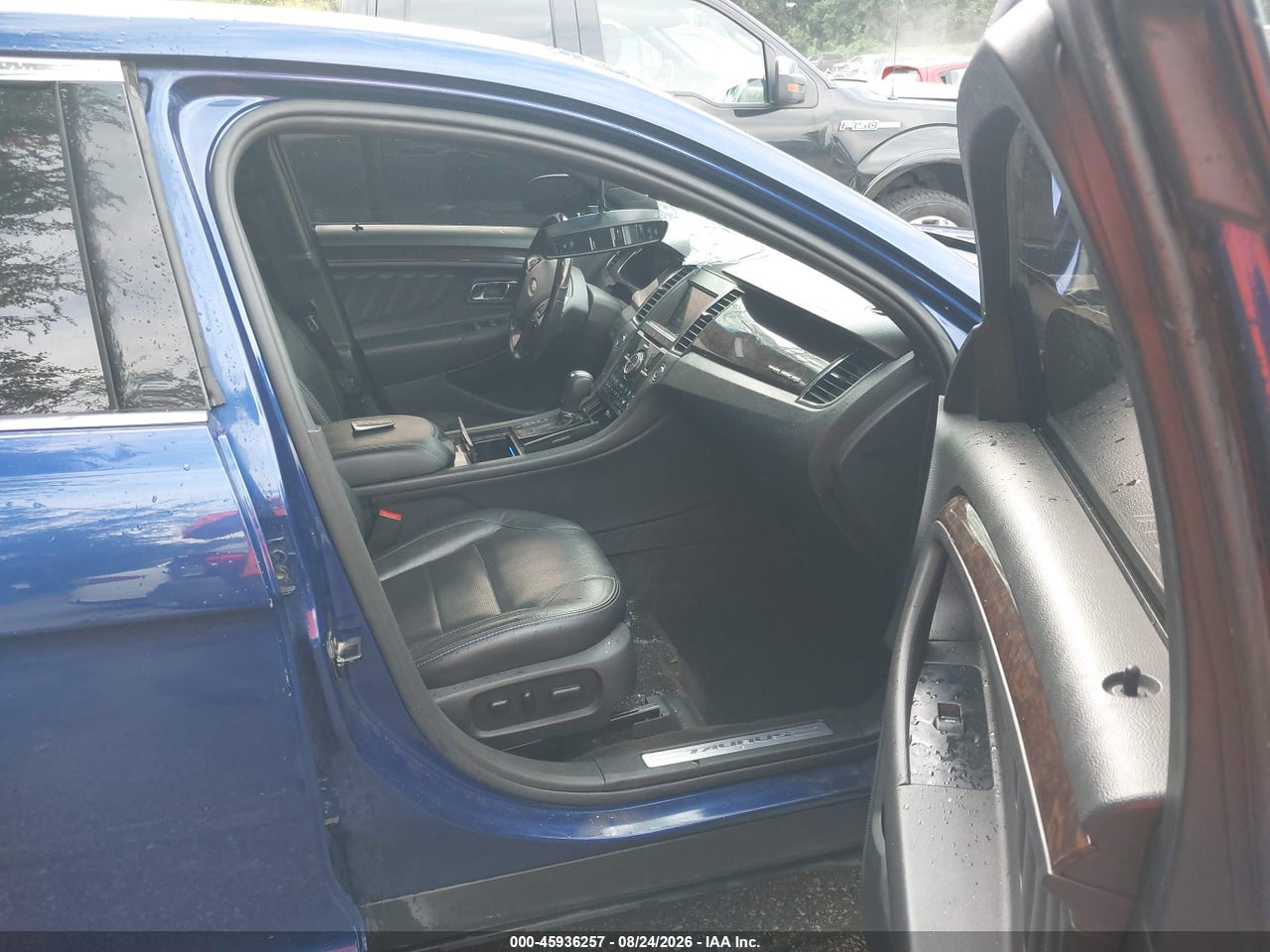2013 FORD TAURUS LIMITED · 5/11