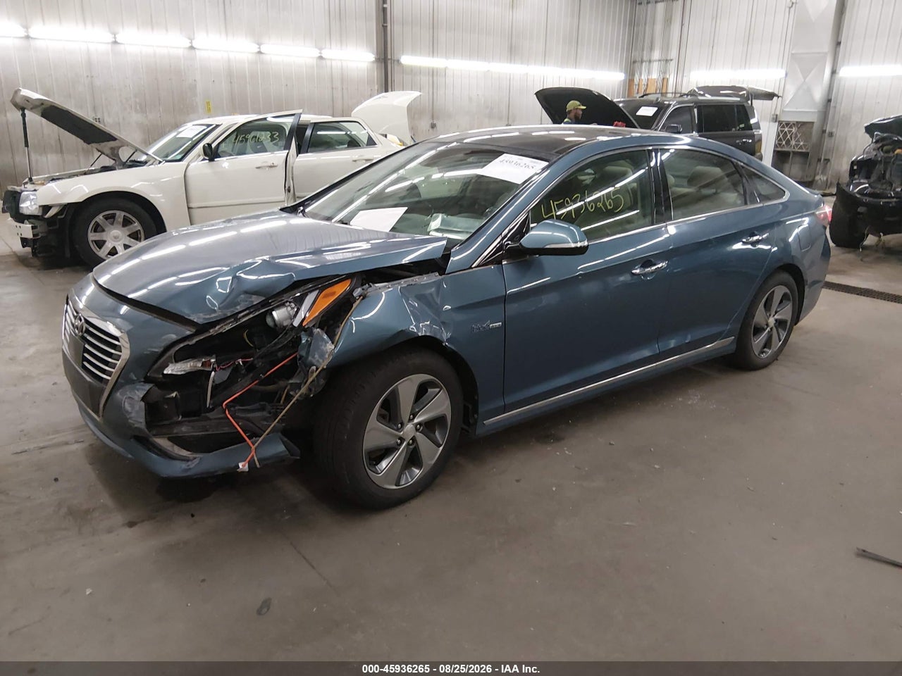 2016 HYUNDAI SONATA HYBRID LIMITED · 2/11