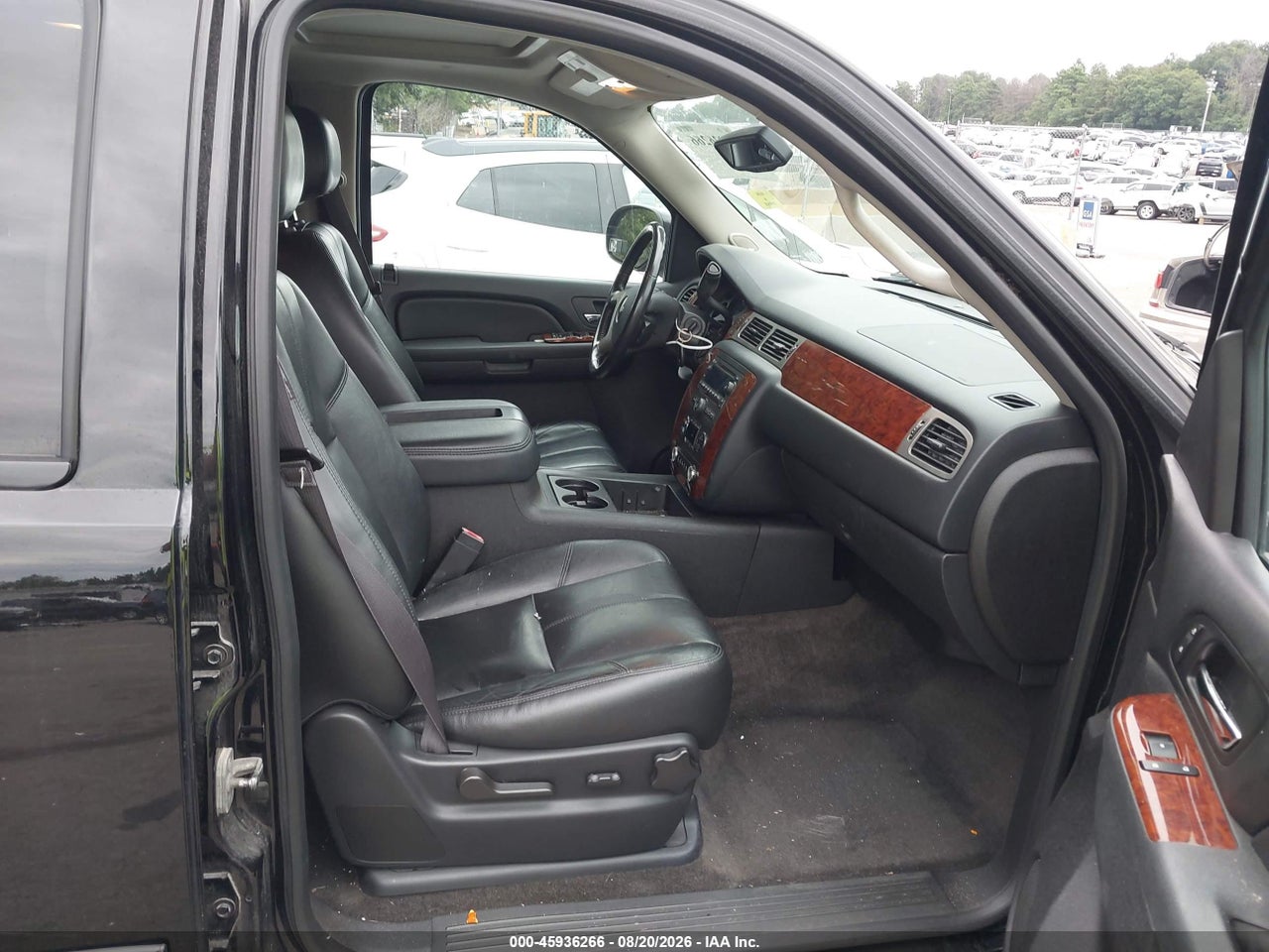 2014 CHEVROLET TAHOE LT · 5/11