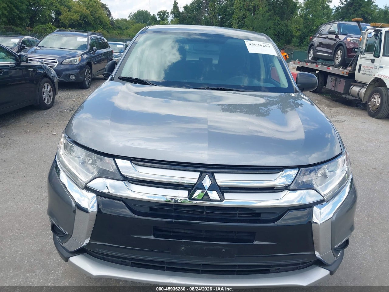 JA4AZ3A35JZ****** · 2018 MITSUBISHI OUTLANDER ES · 6/11