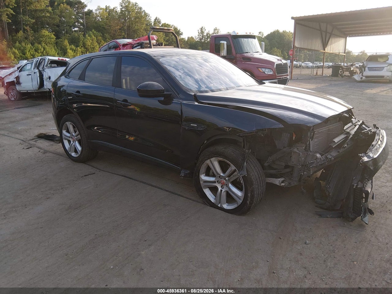 SADCL2BV4HA****** · 2017 JAGUAR F-PACE 35T R-SPORT