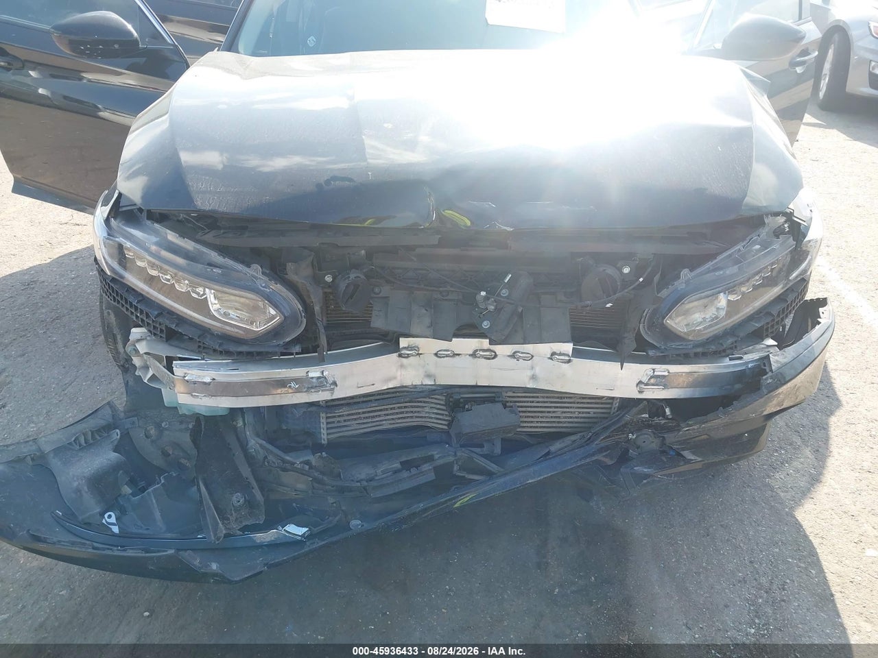 2022 HONDA ACCORD LX · 6/11