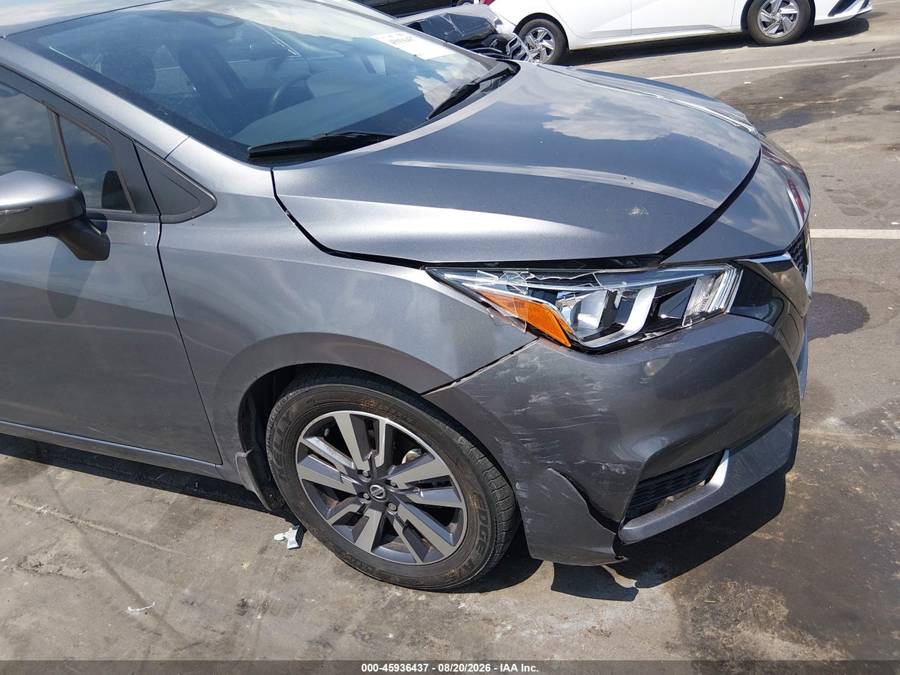 2020 NISSAN VERSA SV XTRONIC CVT · 6/11
