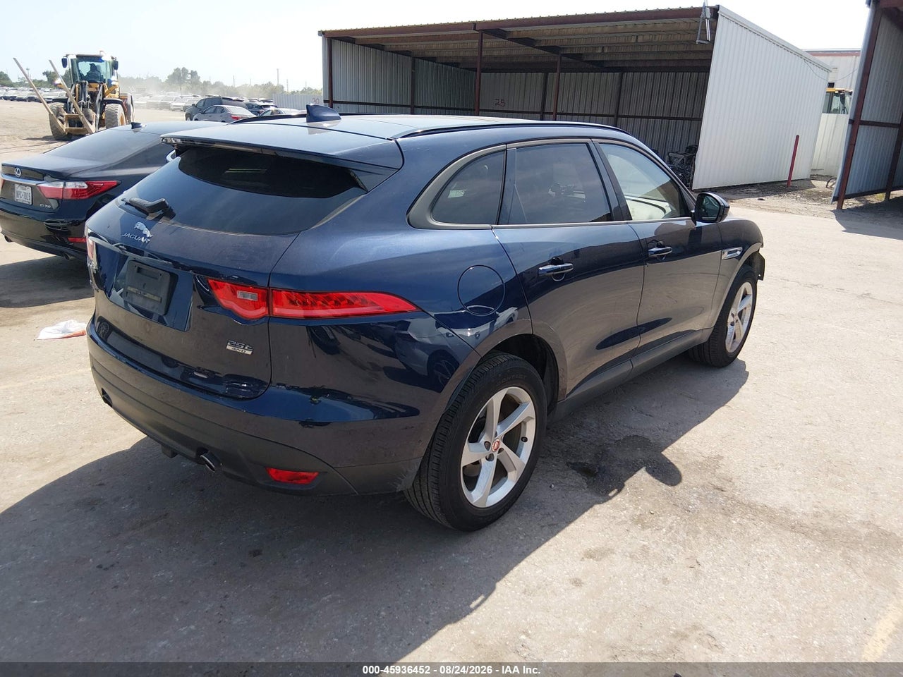 2018 JAGUAR F-PACE 25T PREMIUM · 4/11