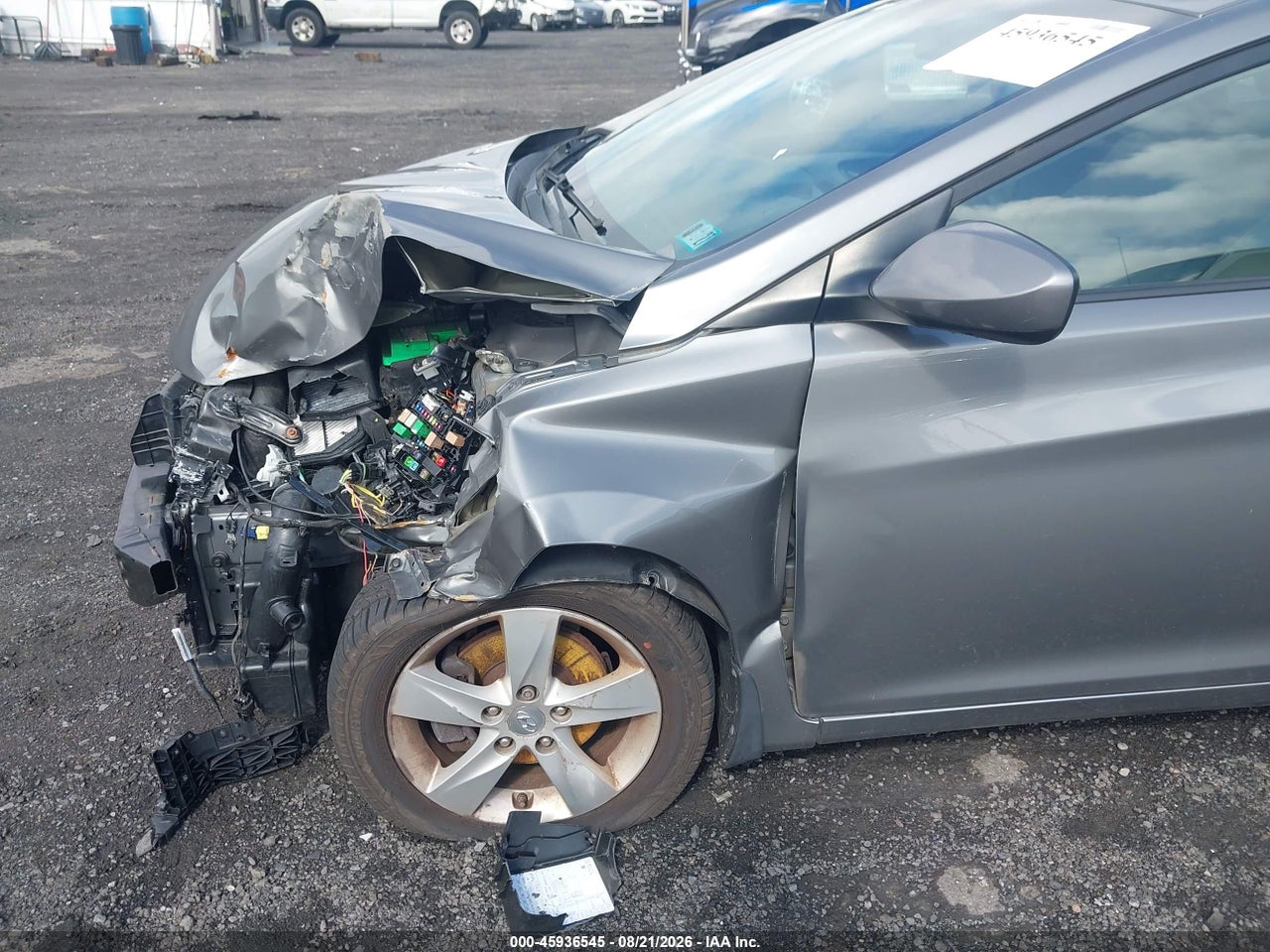 2013 HYUNDAI ELANTRA GLS · 6/11