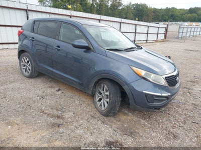 KNDPB3AC2G7****** · 2016 KIA SPORTAGE LX