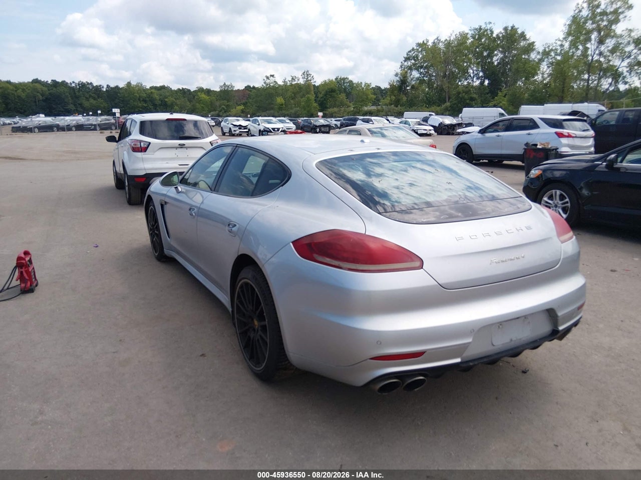WP0AA2A74GL****** · 2016 PORSCHE PANAMERA 4 · 3/11