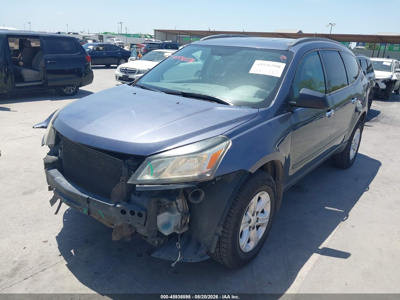 2014 CHEVROLET TRAVERSE LS · 2/11