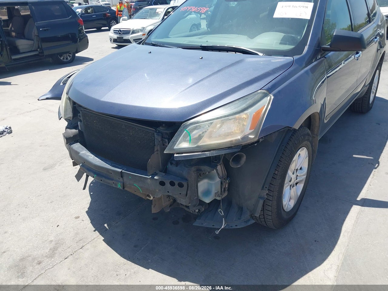 2014 CHEVROLET TRAVERSE LS · 6/11