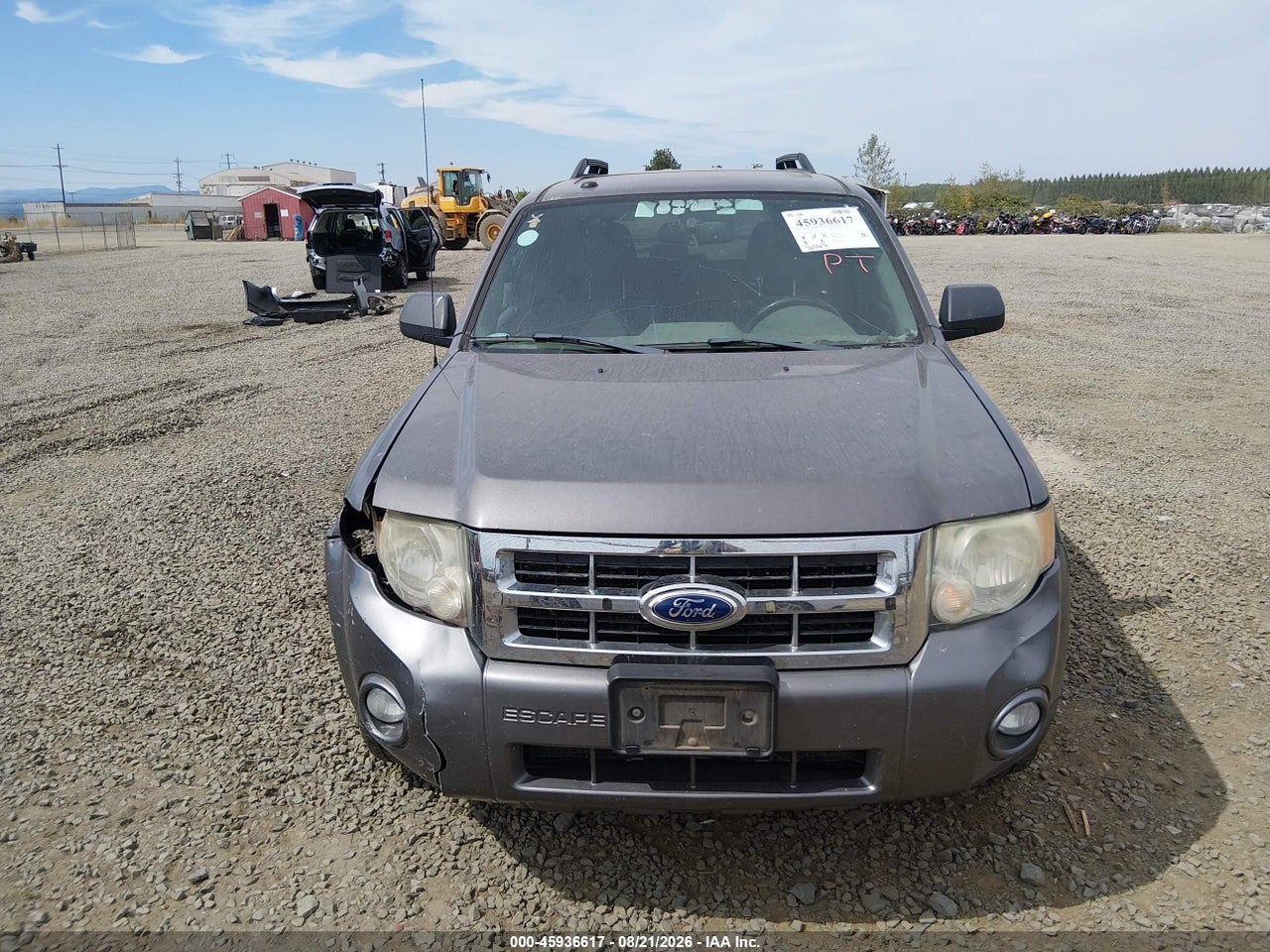 2011 FORD ESCAPE XLT · 6/11