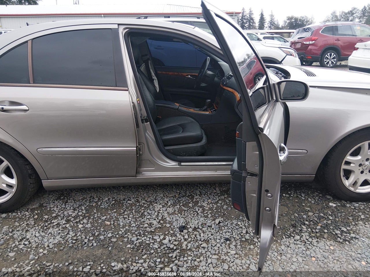 2003 MERCEDES-BENZ E 320   · 5/11