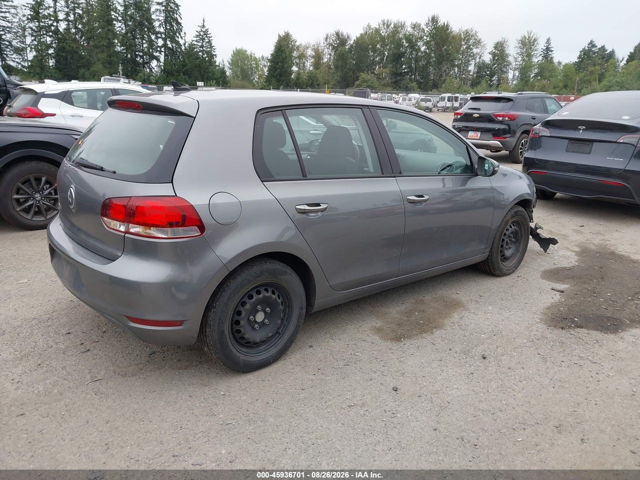 2013 VOLKSWAGEN GOLF 2.5L 4-DOOR · 4/11
