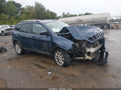 1C4PJLCB5LD****** · 2020 JEEP CHEROKEE LATITUDE FWD