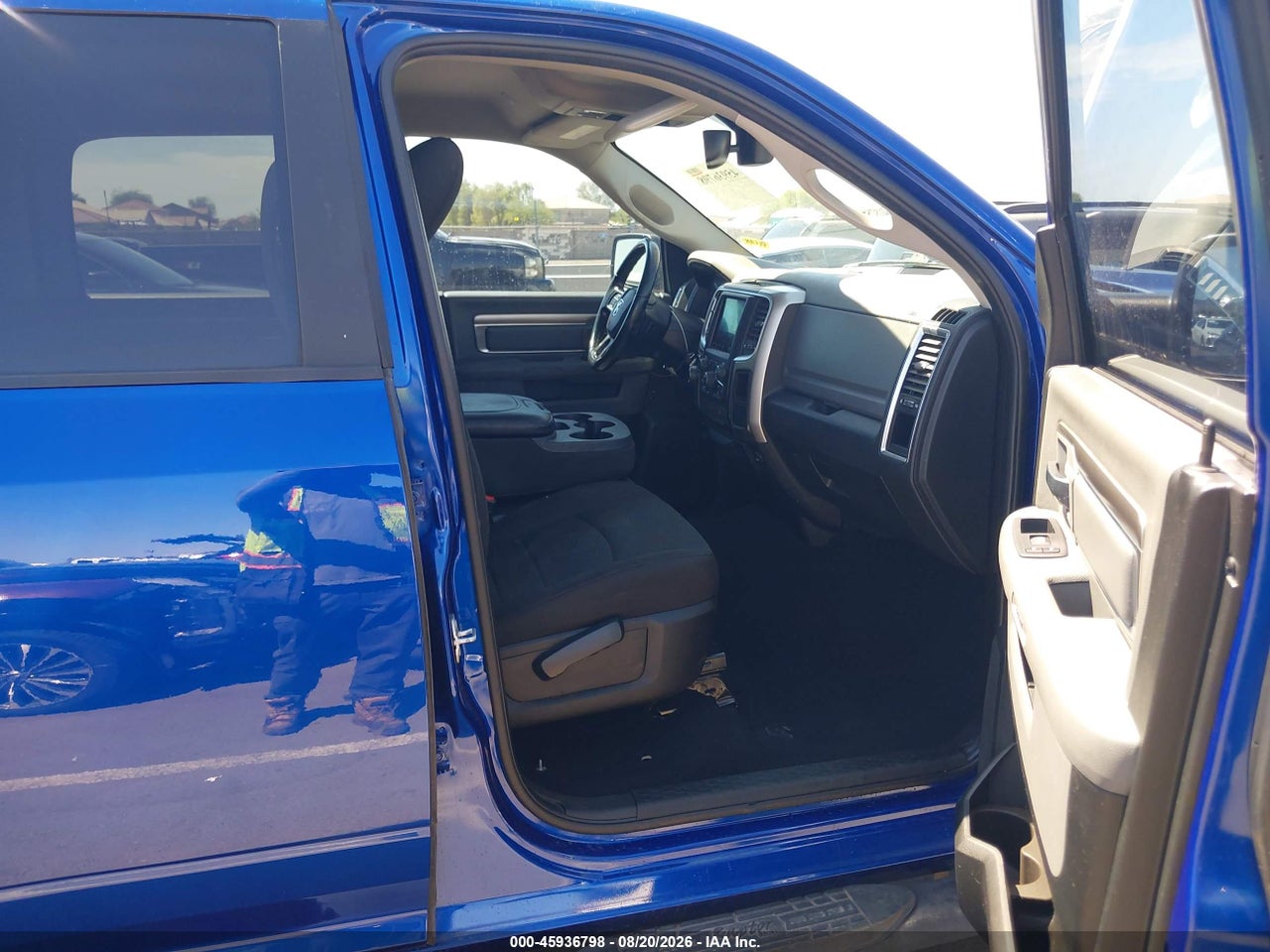 2019 RAM 1500 CLASSIC WARLOCK  4X2 5'7 BOX · 5/11