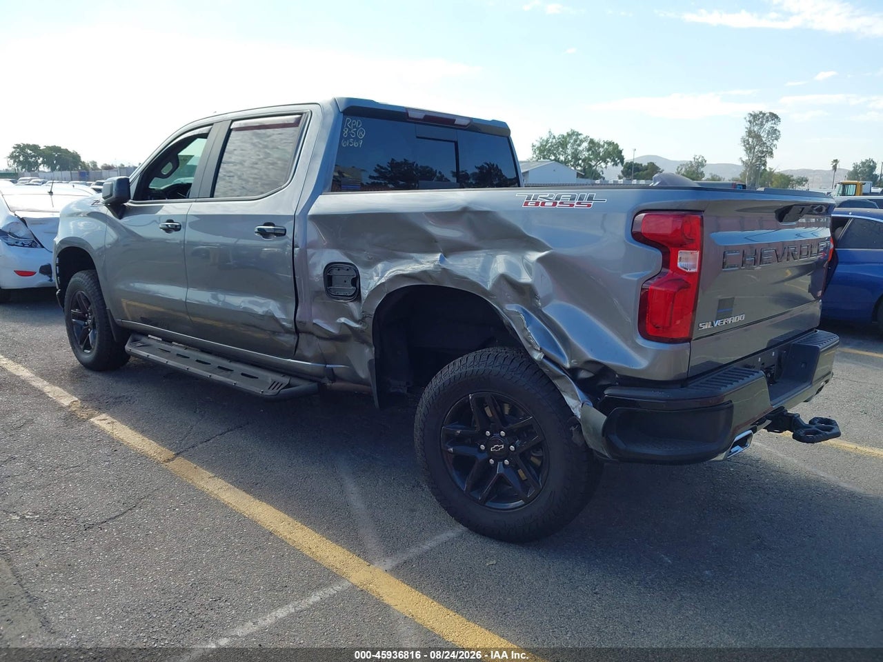 2020 CHEVROLET SILVERADO 1500 4WD  SHORT BED LT TRAIL BOSS · 3/11