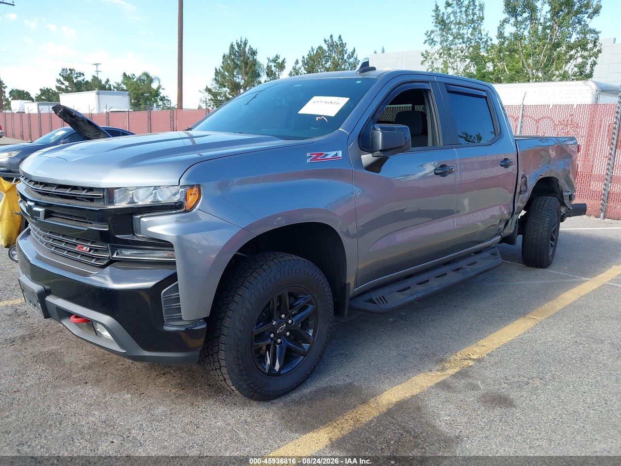 2020 CHEVROLET SILVERADO 1500 4WD  SHORT BED LT TRAIL BOSS · 2/11
