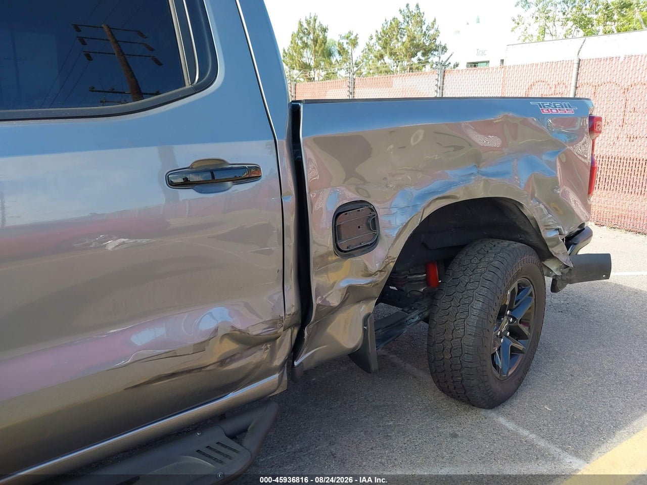 2020 CHEVROLET SILVERADO 1500 4WD  SHORT BED LT TRAIL BOSS · 6/11