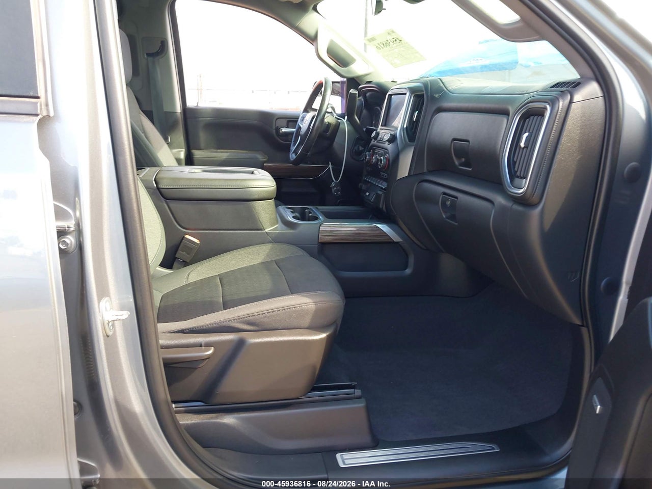 2020 CHEVROLET SILVERADO 1500 4WD  SHORT BED LT TRAIL BOSS · 5/11