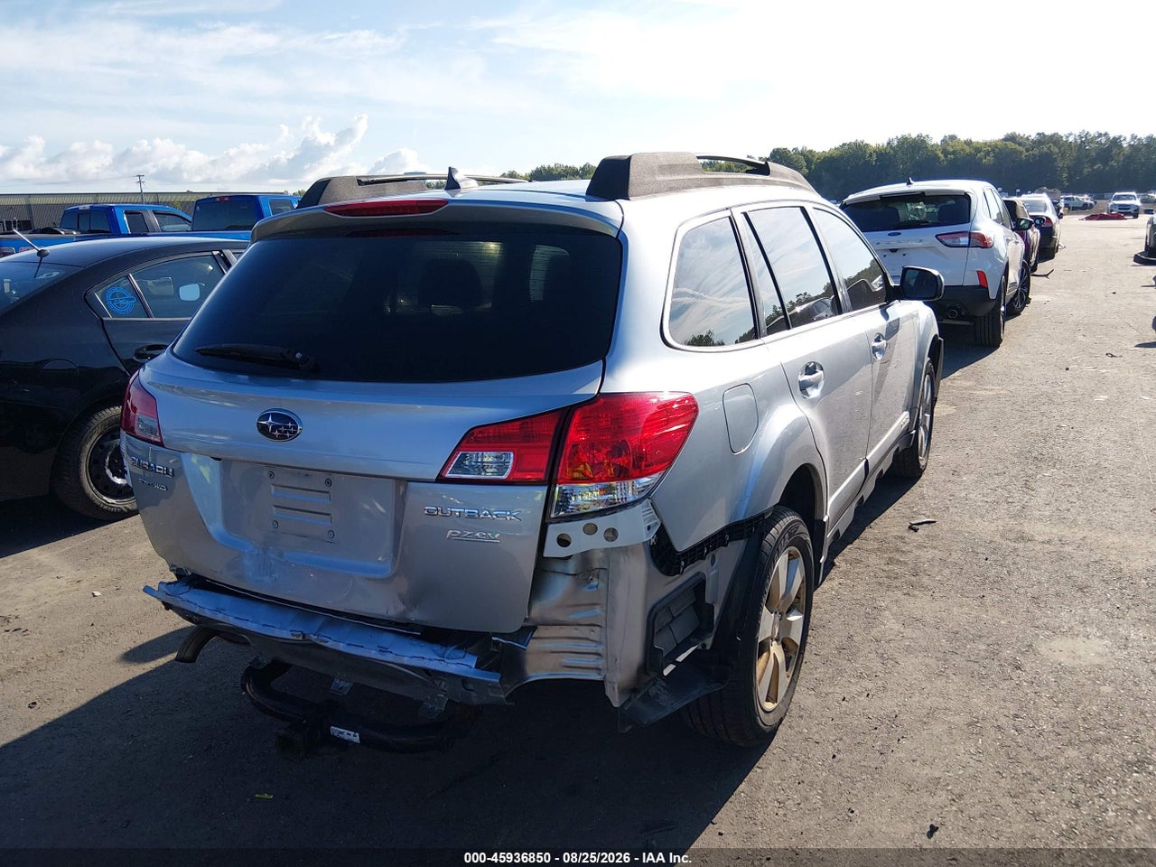 2013 SUBARU OUTBACK 2.5I LIMITED · 4/11