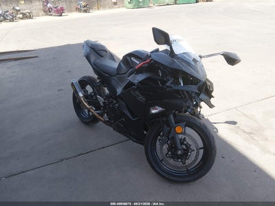 ML5EXGH13TD****** · 2026 KAWASAKI EX500 H