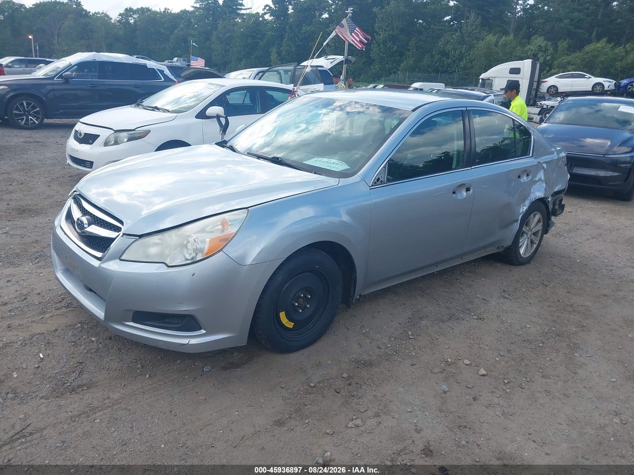 2012 SUBARU LEGACY 2.5I PREMIUM · 2/8