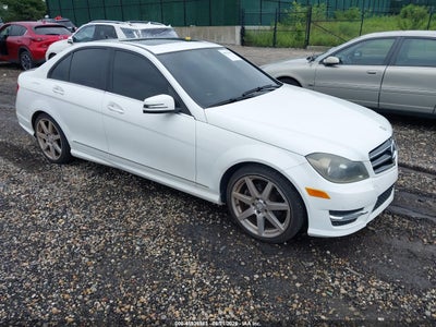WDDGF4HB1EG****** · 2014 MERCEDES-BENZ C 250 SPORT