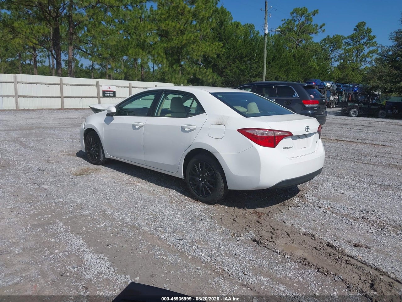 2017 TOYOTA COROLLA LE · 3/11