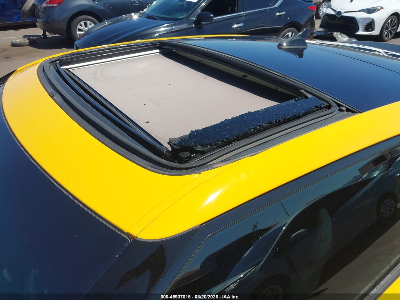 2017 HYUNDAI VELOSTER VALUE EDITION · 6/11
