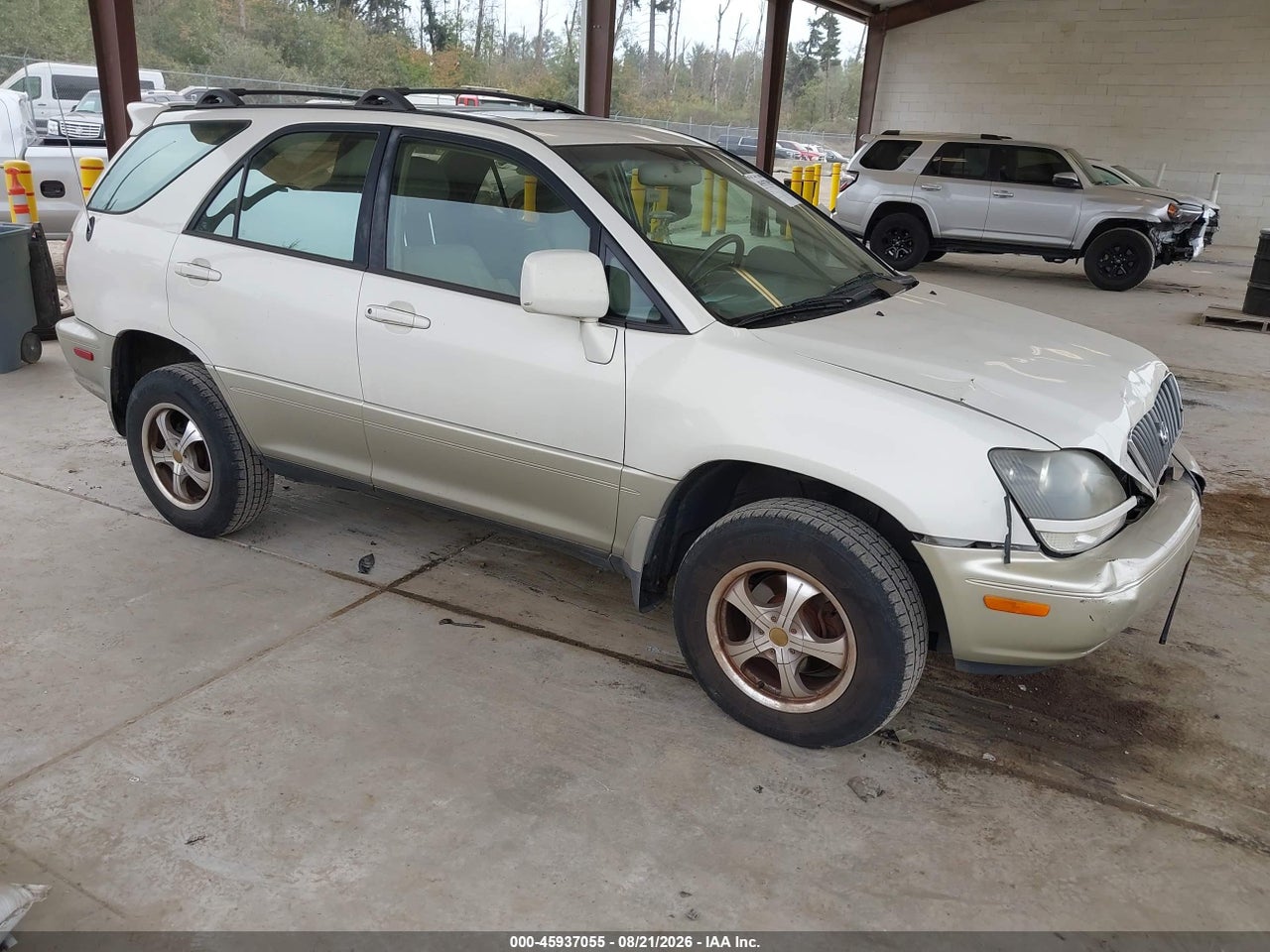 JT6HF10U3Y0****** · 2000 LEXUS RX 300