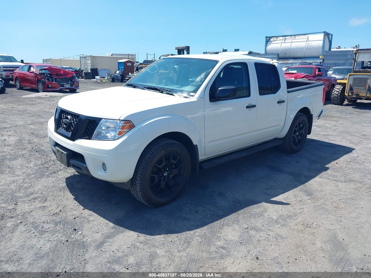 2020 NISSAN FRONTIER SV 4X4 · 2/2