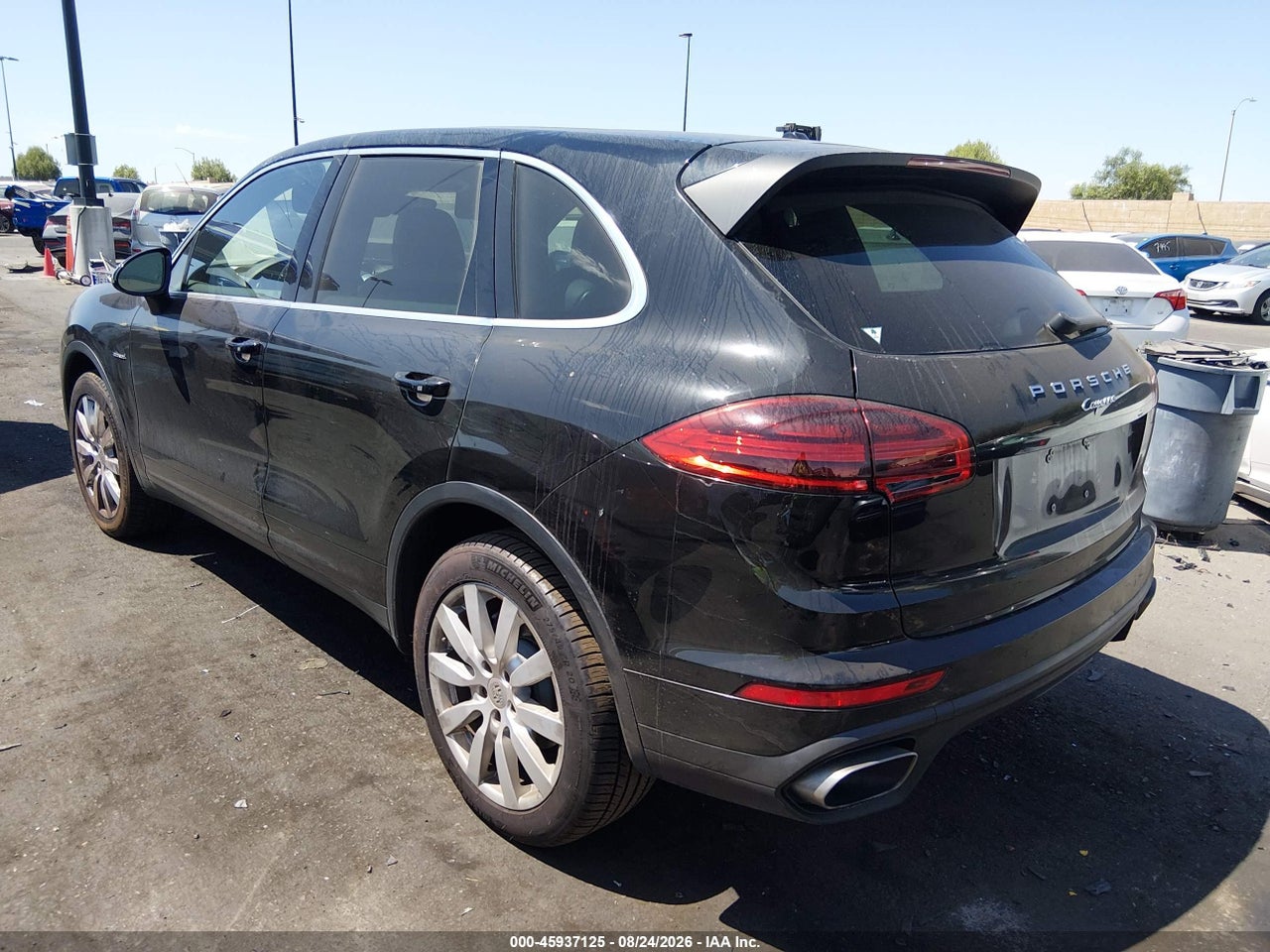 2016 PORSCHE CAYENNE DIESEL · 3/11