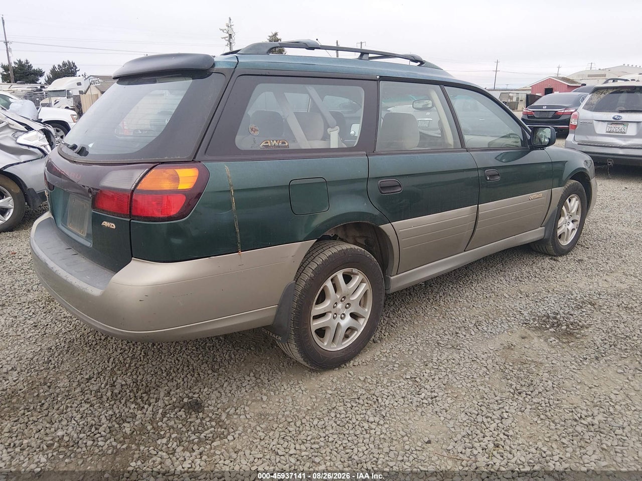2001 SUBARU OUTBACK · 4/11