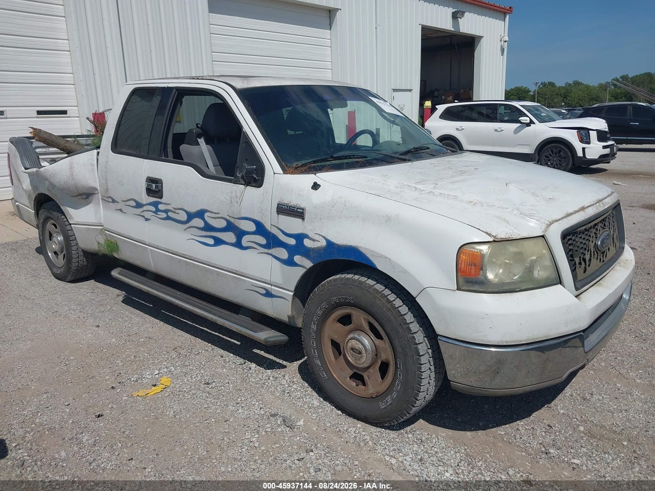 1FTRX12W84N****** · 2004 FORD F-150 STX/XL/XLT
