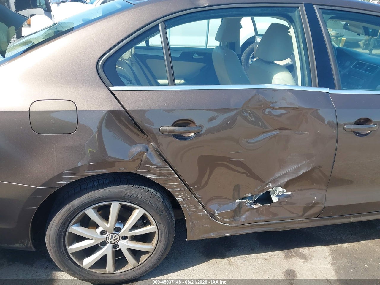 2014 VOLKSWAGEN JETTA 1.8T SE · 6/11