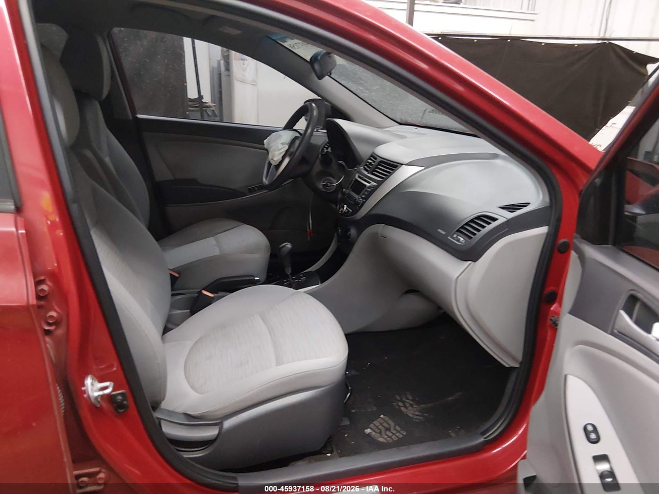2017 HYUNDAI ACCENT SE · 5/11