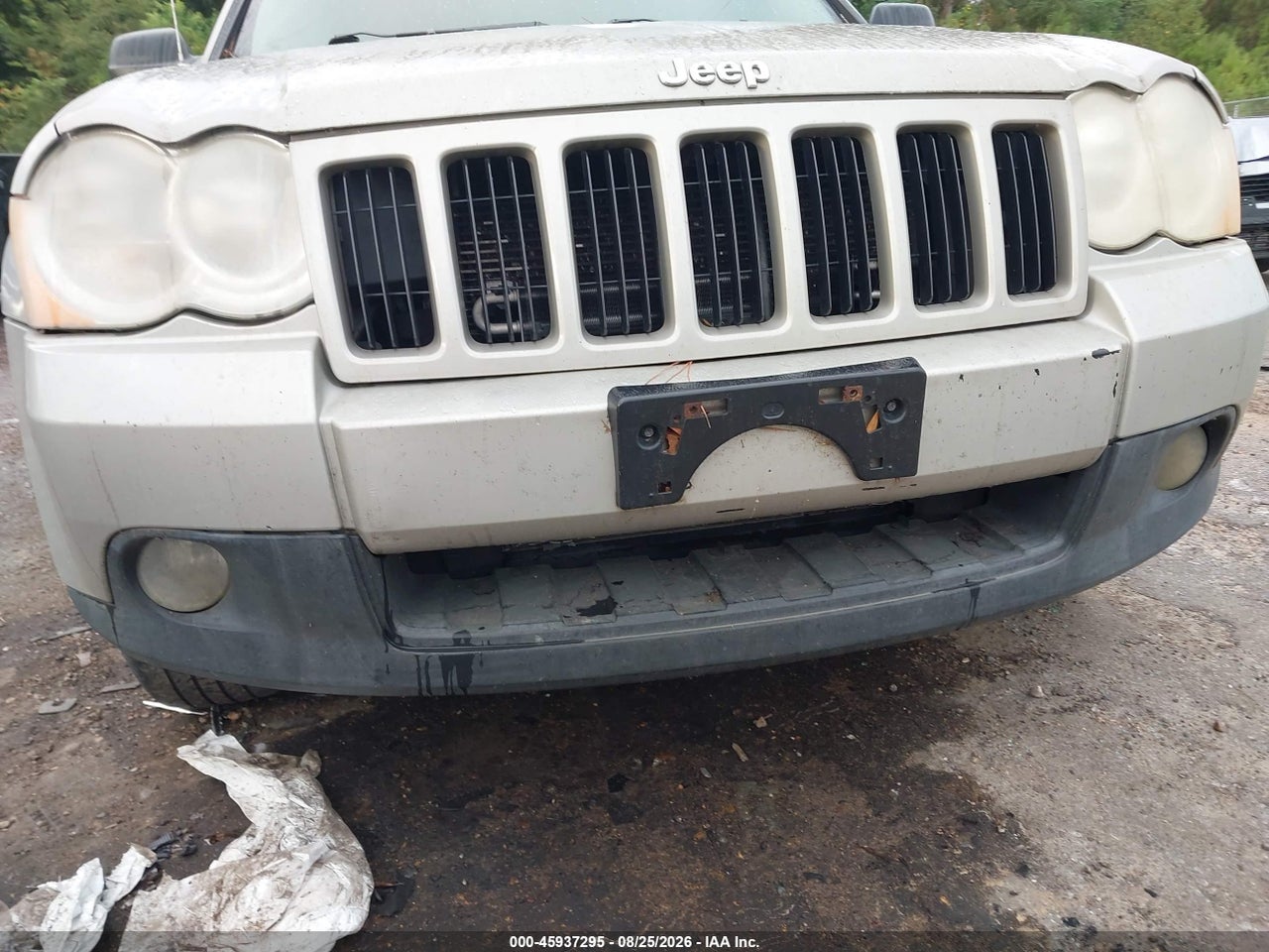 2009 JEEP GRAND CHEROKEE LAREDO · 6/11