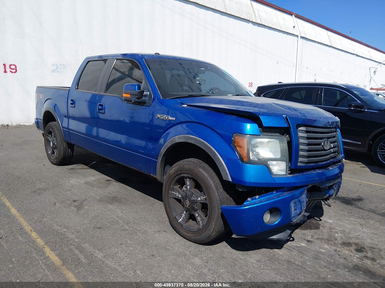 1FTFW1EF1BF****** · 2011 FORD F-150 FX4