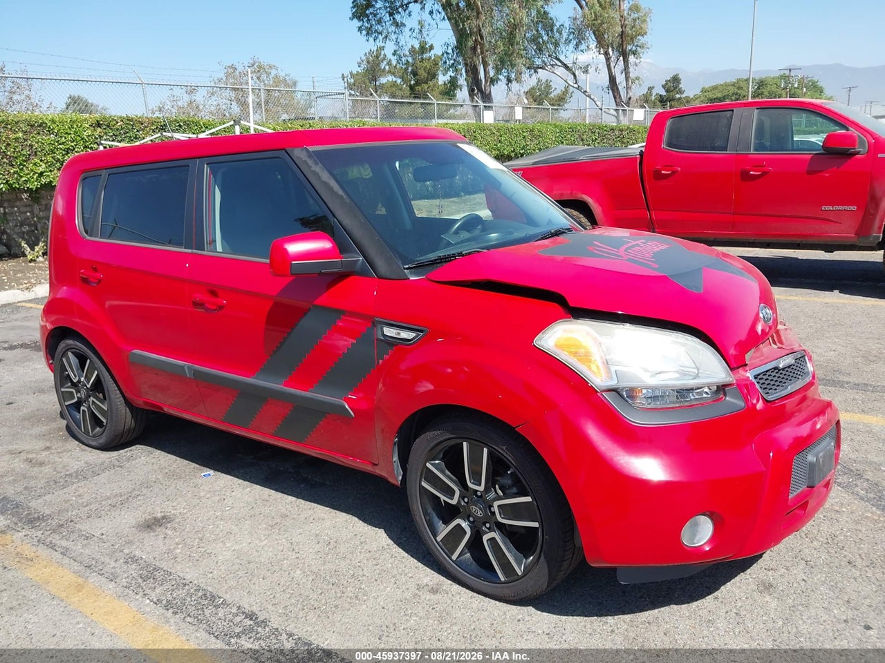 KNDJT2A27B7****** · 2011 KIA SOUL +